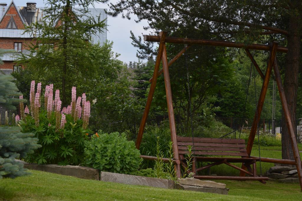 Pokoje Goscinne U Gordona Poronin Exteriér fotografie