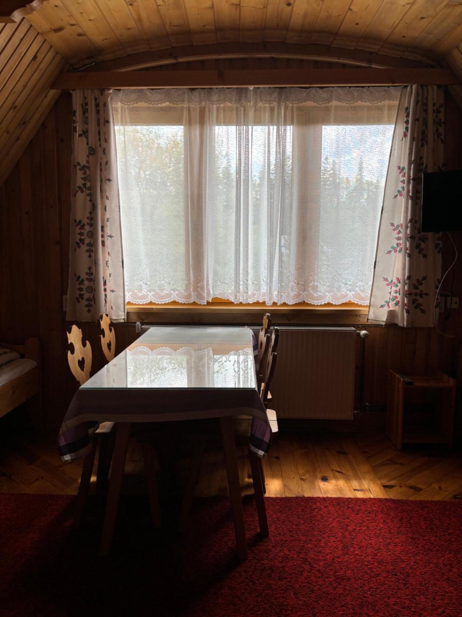 Pokoje Goscinne U Gordona Poronin Exteriér fotografie