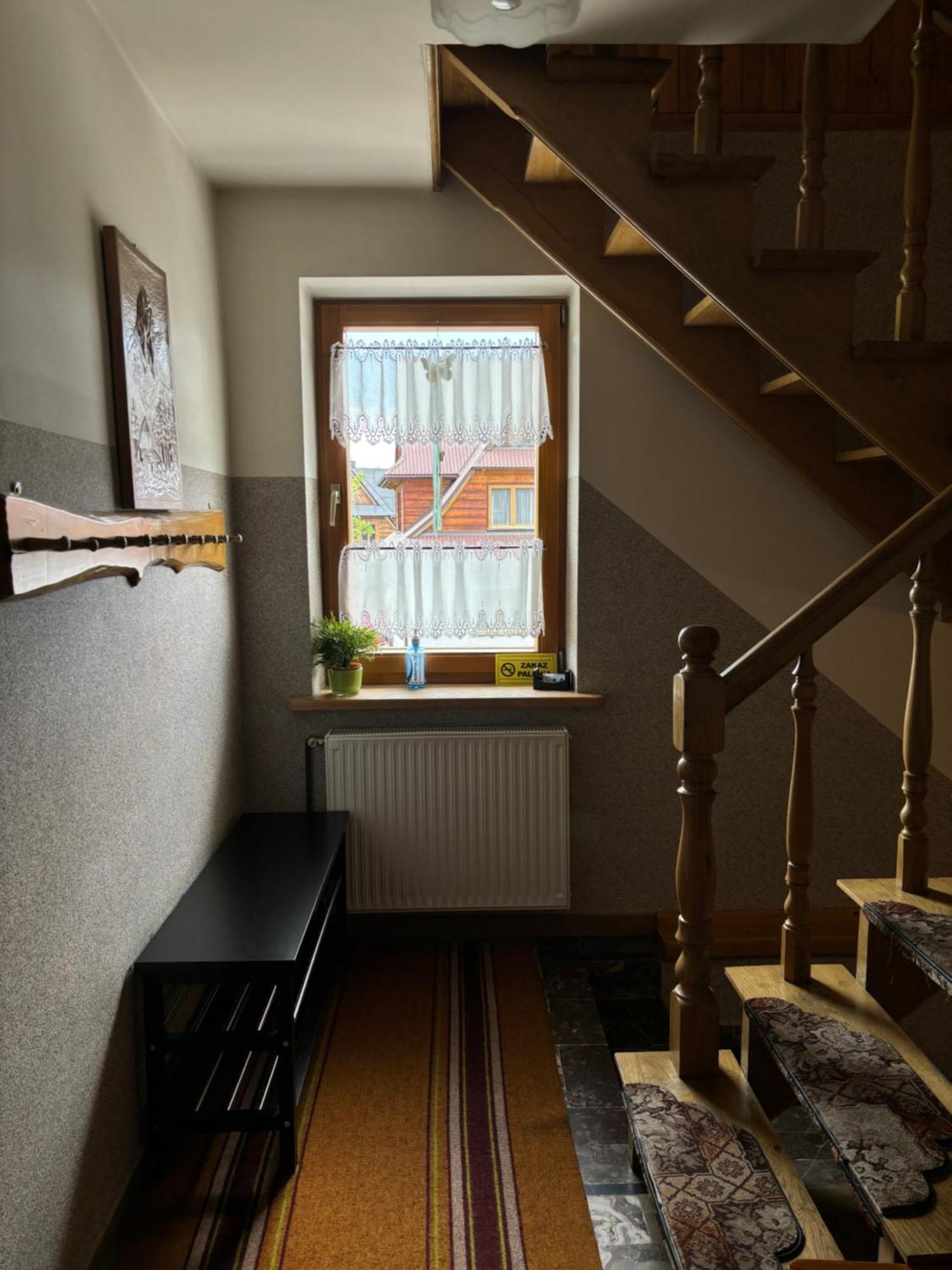 Pokoje Goscinne U Gordona Poronin Exteriér fotografie
